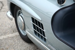 mercedes_gullwing129-1