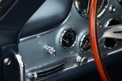 mercedes_gullwing141-1