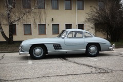 mercedes_gullwing153-1