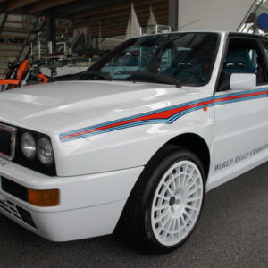 Lancia Delta HF Integrale Martini 6