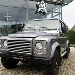 Land Rover Defender 110 DPF Station Wagon SE