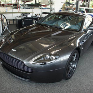 Aston Martin V8 Vantage